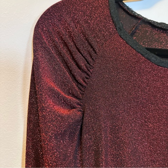 Red glitter shiny blouse trim lace handmade - Picture 3 of 7